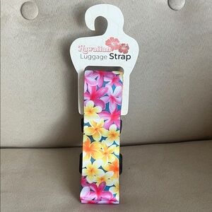 NWT Hawaiian Luggage Strap 🌺